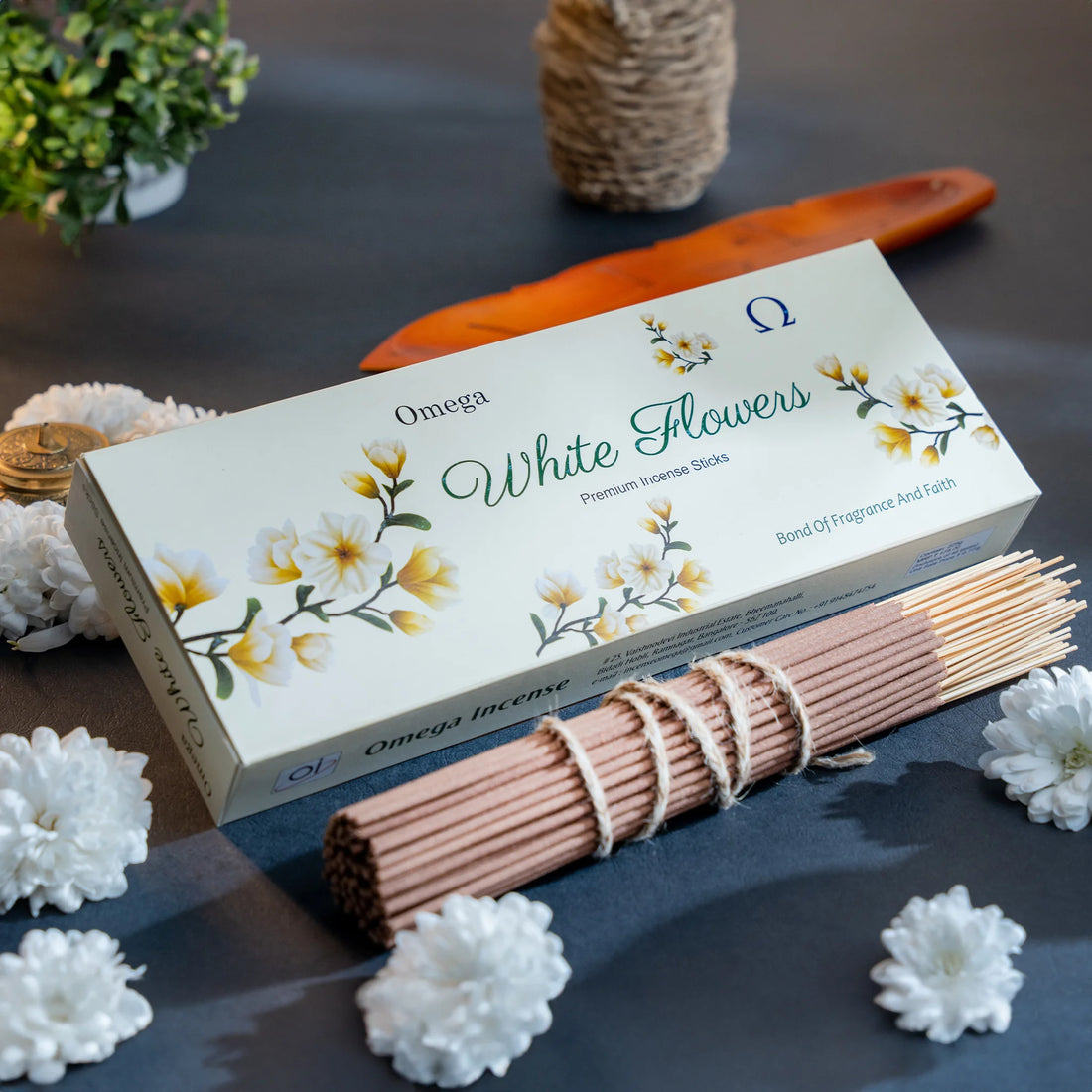 white-flowers-premium-incense-sticks